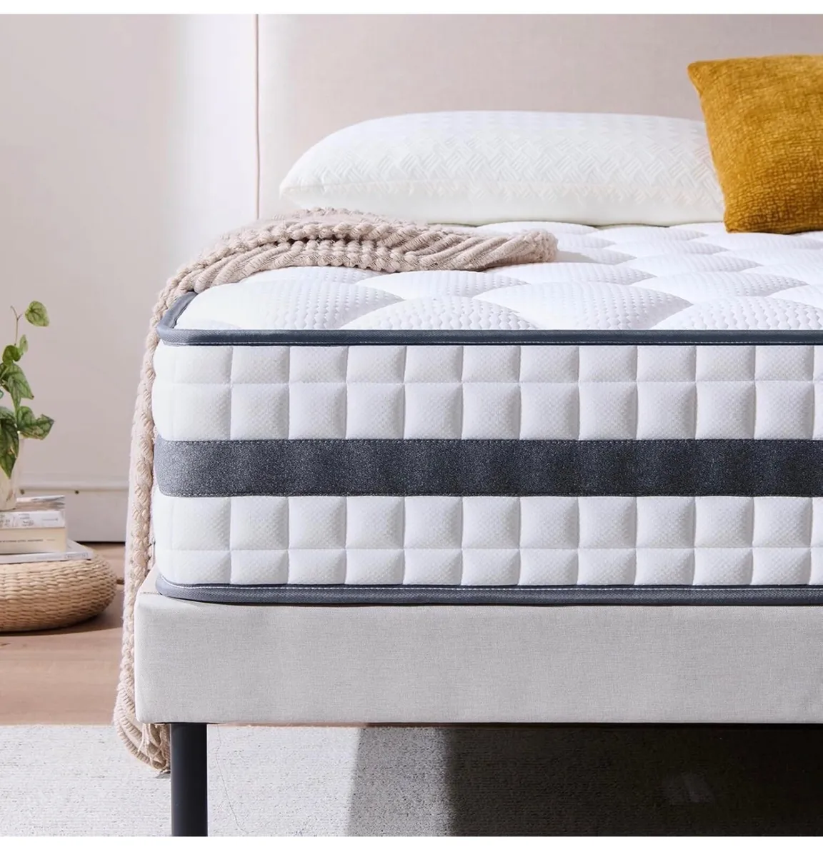 King Mattress, Hybrid Memory Foam and Spring, Zona - Image 1
