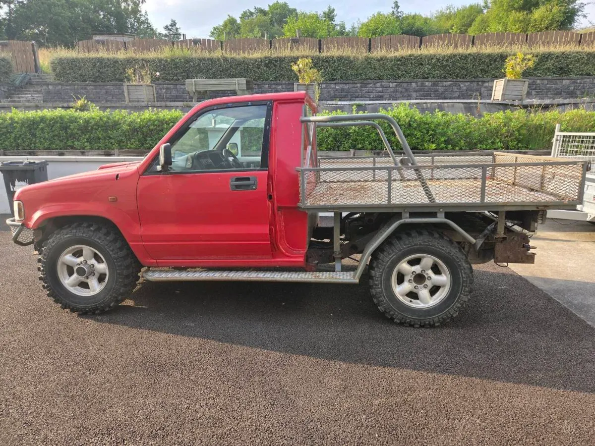Isuzu trooper - Quad - Image 1