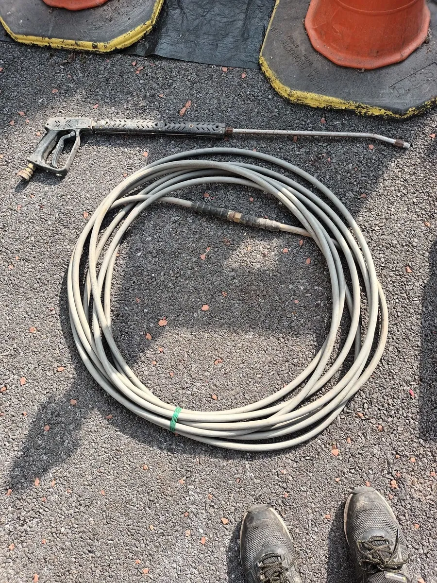 Pressure washer extension hose and lance - Image 2