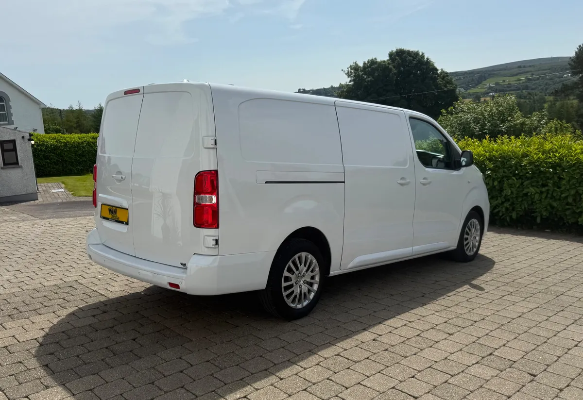 2023 Vauxhall Vivaro Sportive LWB 2900 L2H1 - Image 4