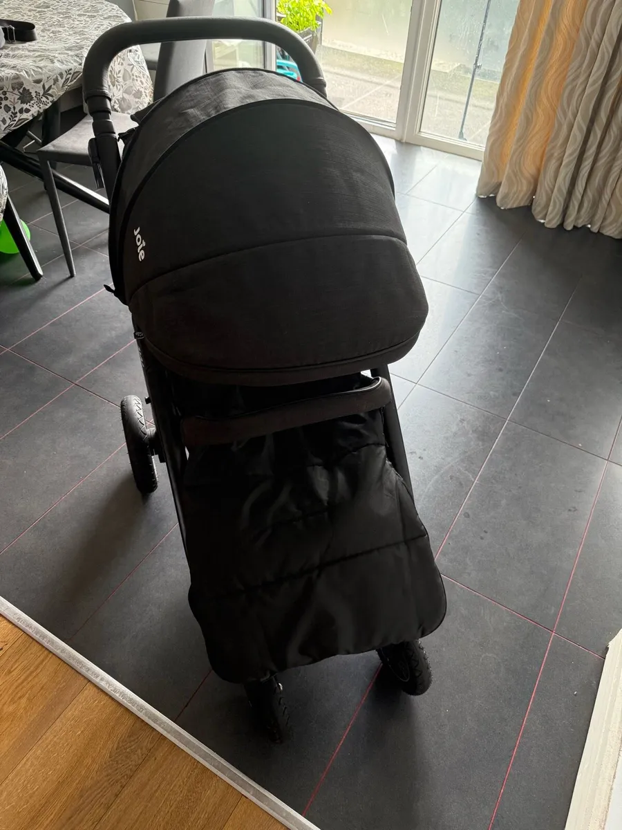 Baby stroller - Image 2