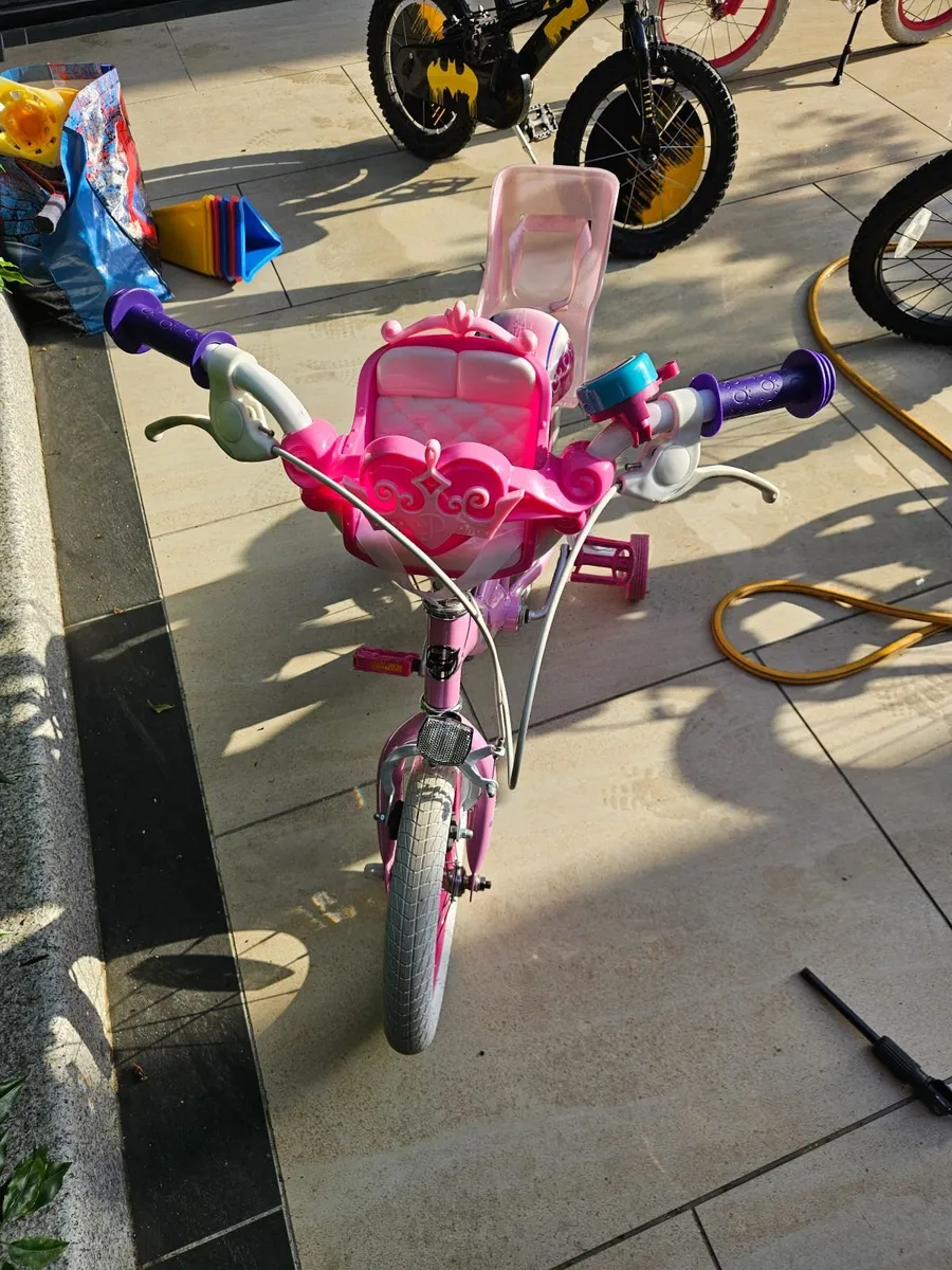 Girls bike - Image 4