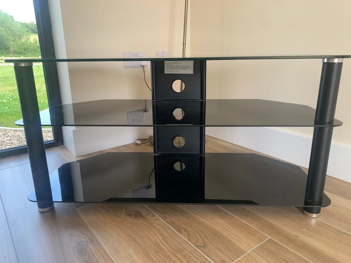 TV stand - Image 2