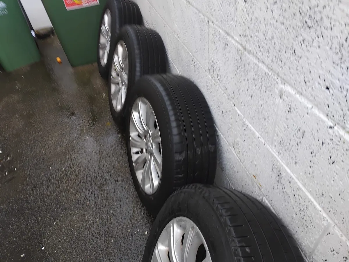 LANDROVER DICOVERY SPORT  18"ALLOYS+GREAT TYRES - Image 2