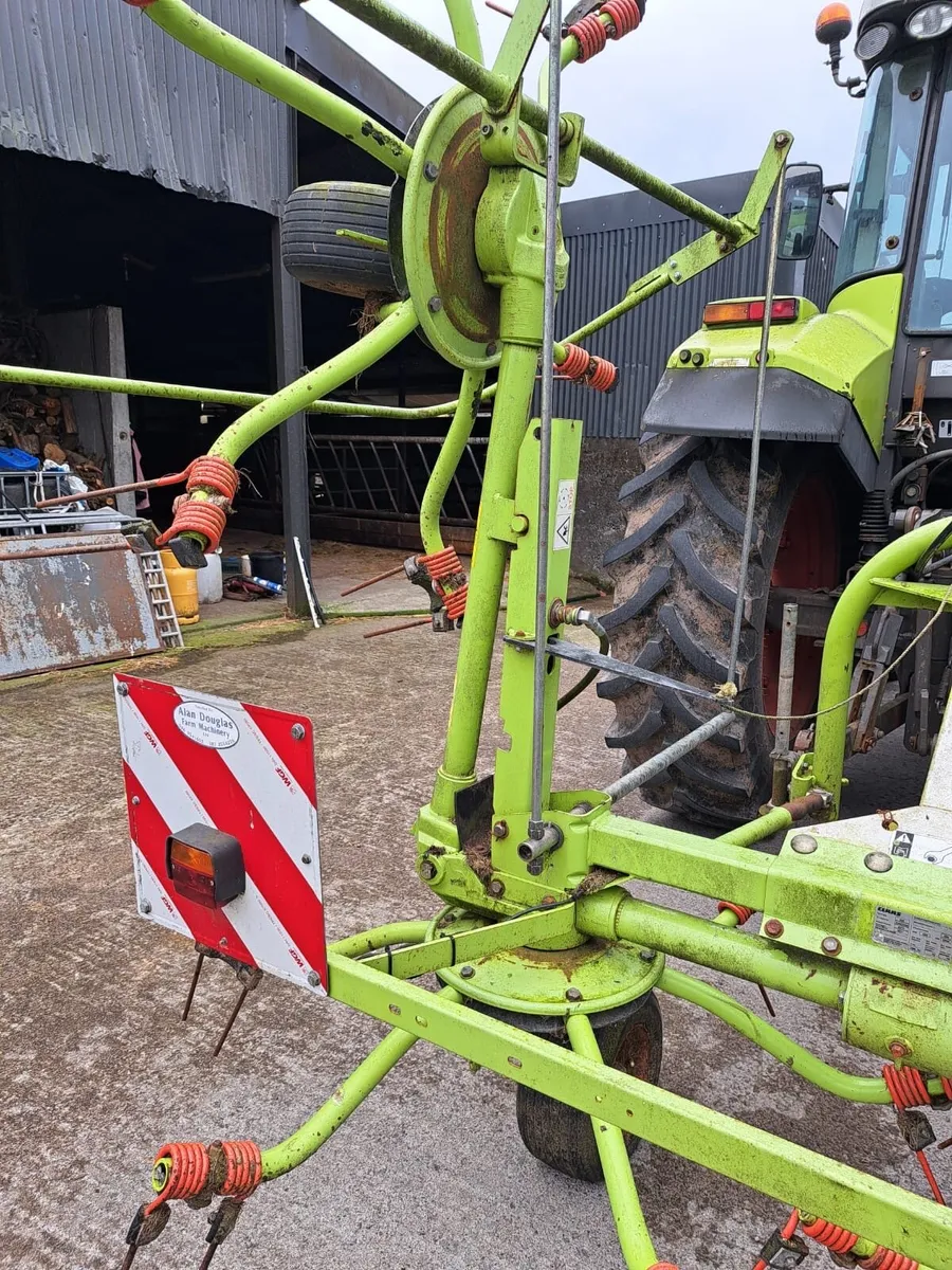 Class Volto 52 Tedder - Image 2