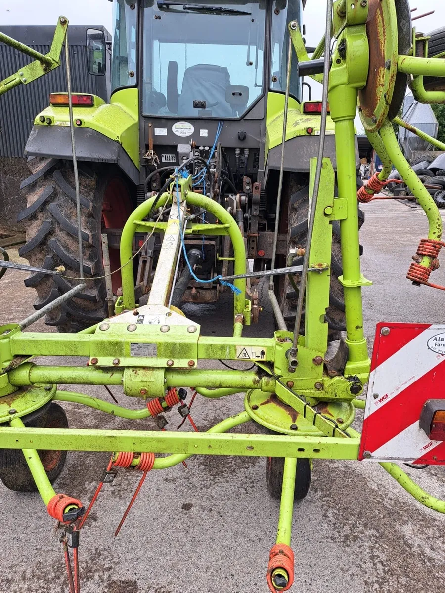 Class Volto 52 Tedder - Image 3