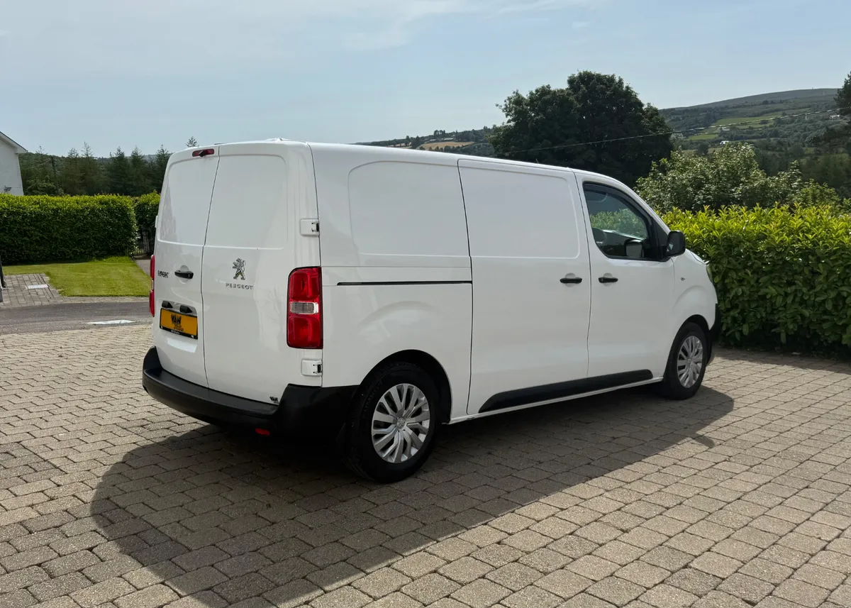 2021 Peugeot Expert Professional 120bhp NO VAT - Image 4