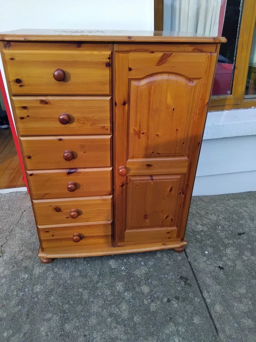 Bedroom Wardroom Furniture - FREE - Image 3