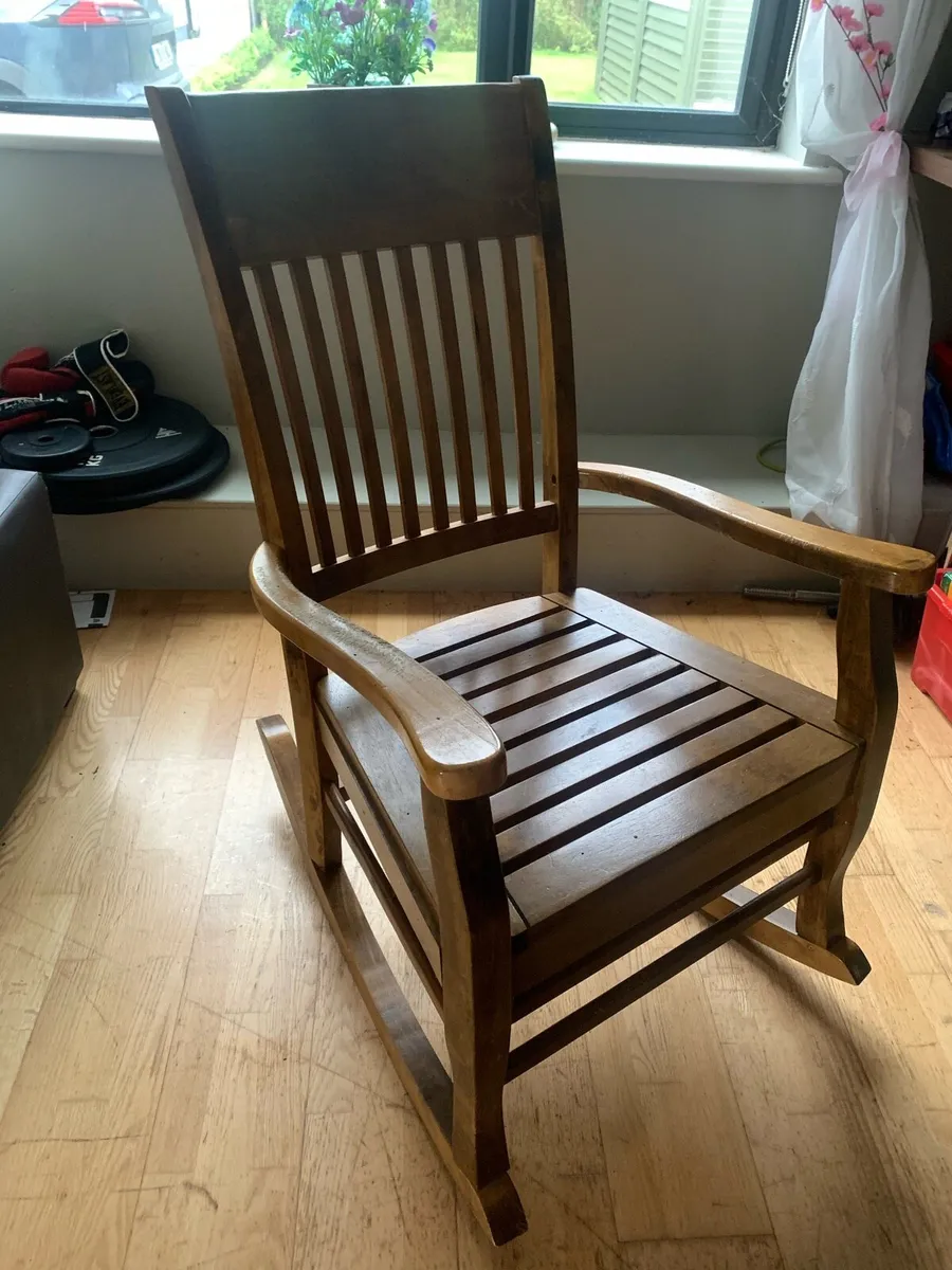 Rocking chair - Image 2