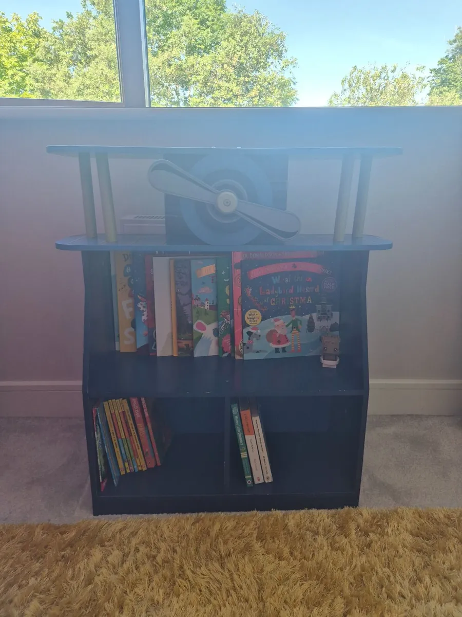 Children's Airplane Bookcase – €20 - Image 2