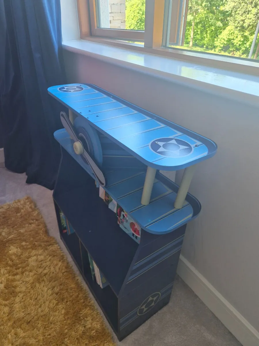 Children's Airplane Bookcase – €20 - Image 3
