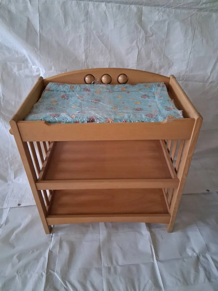 Baby items - Image 1