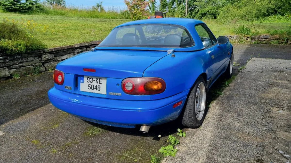 Mazda mx5 (eunos roadster) - Image 2