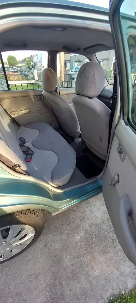 Nissan Micra 2001 - Image 3