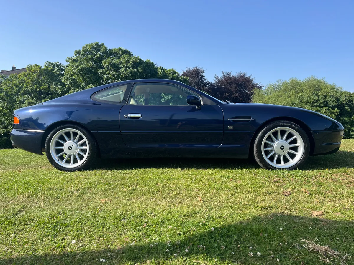 1996 Aston Martin DB7 i6 3.2 Supercharged auto - Image 3
