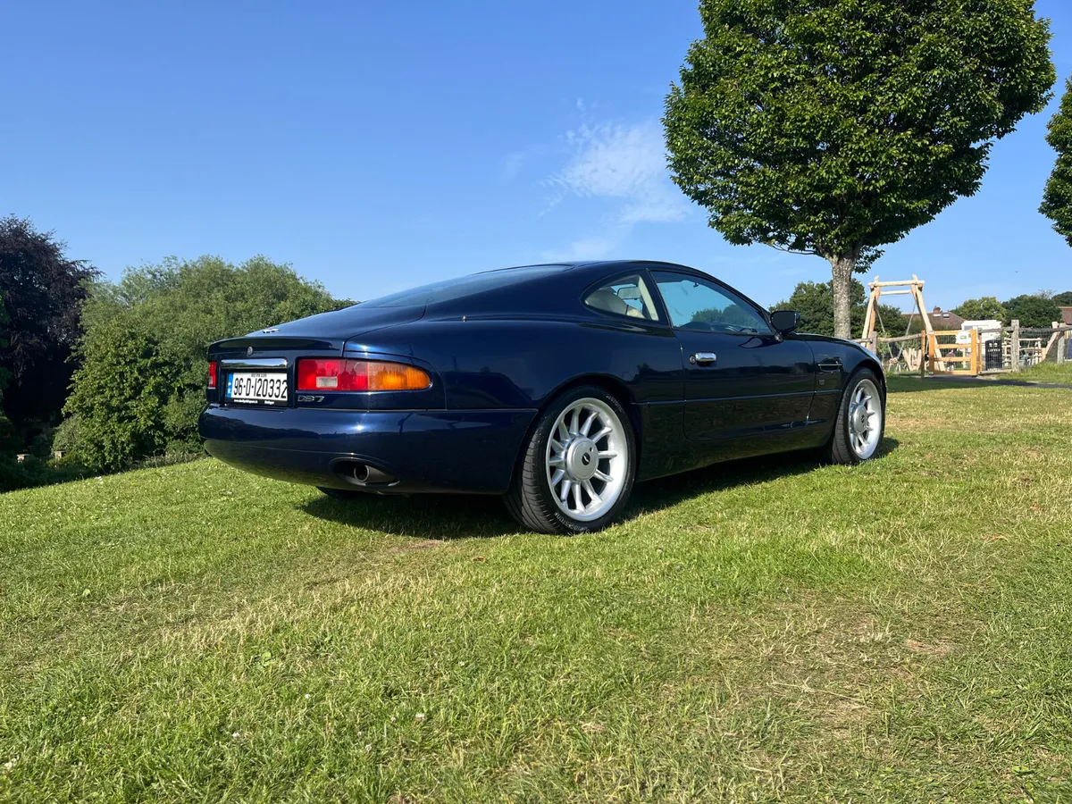 1996 Aston Martin DB7 i6 3.2 Supercharged auto - Image 4