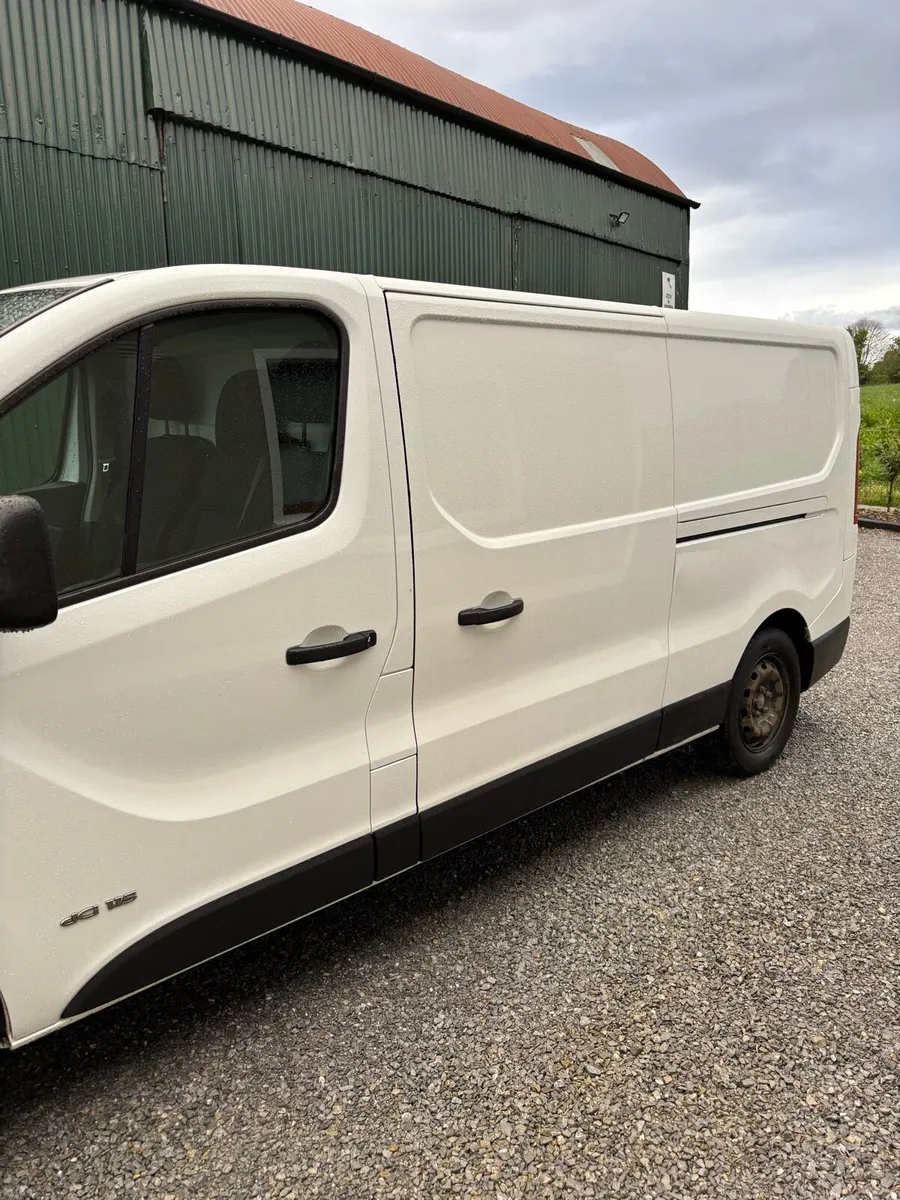 Renault Trafic - Image 4