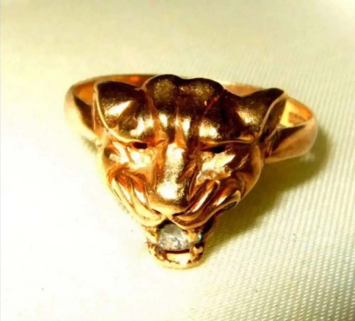 Vintage Hallmarked 9ct Gold Gemset 'Panther' Ring - Image 1