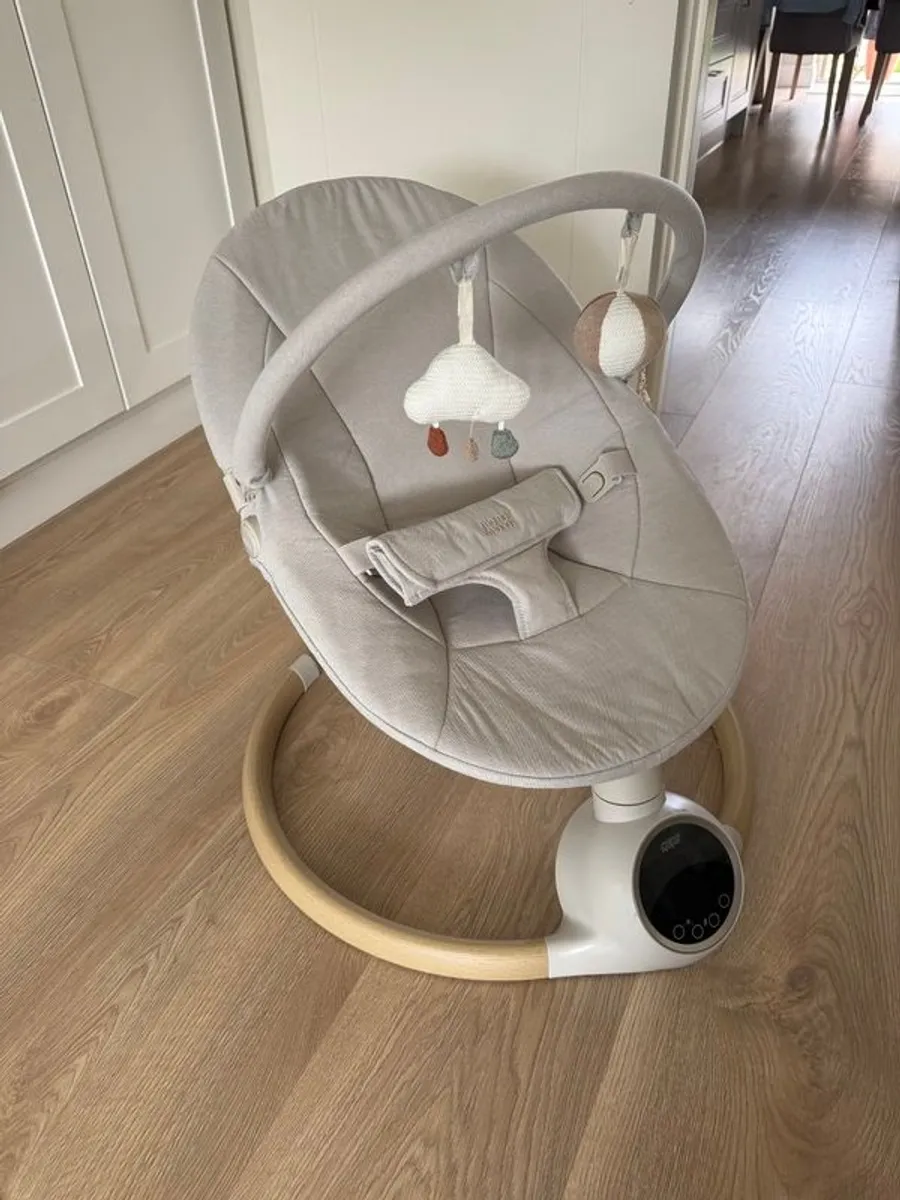 Mamas & Papas Alto Smart Baby Swing - Image 1