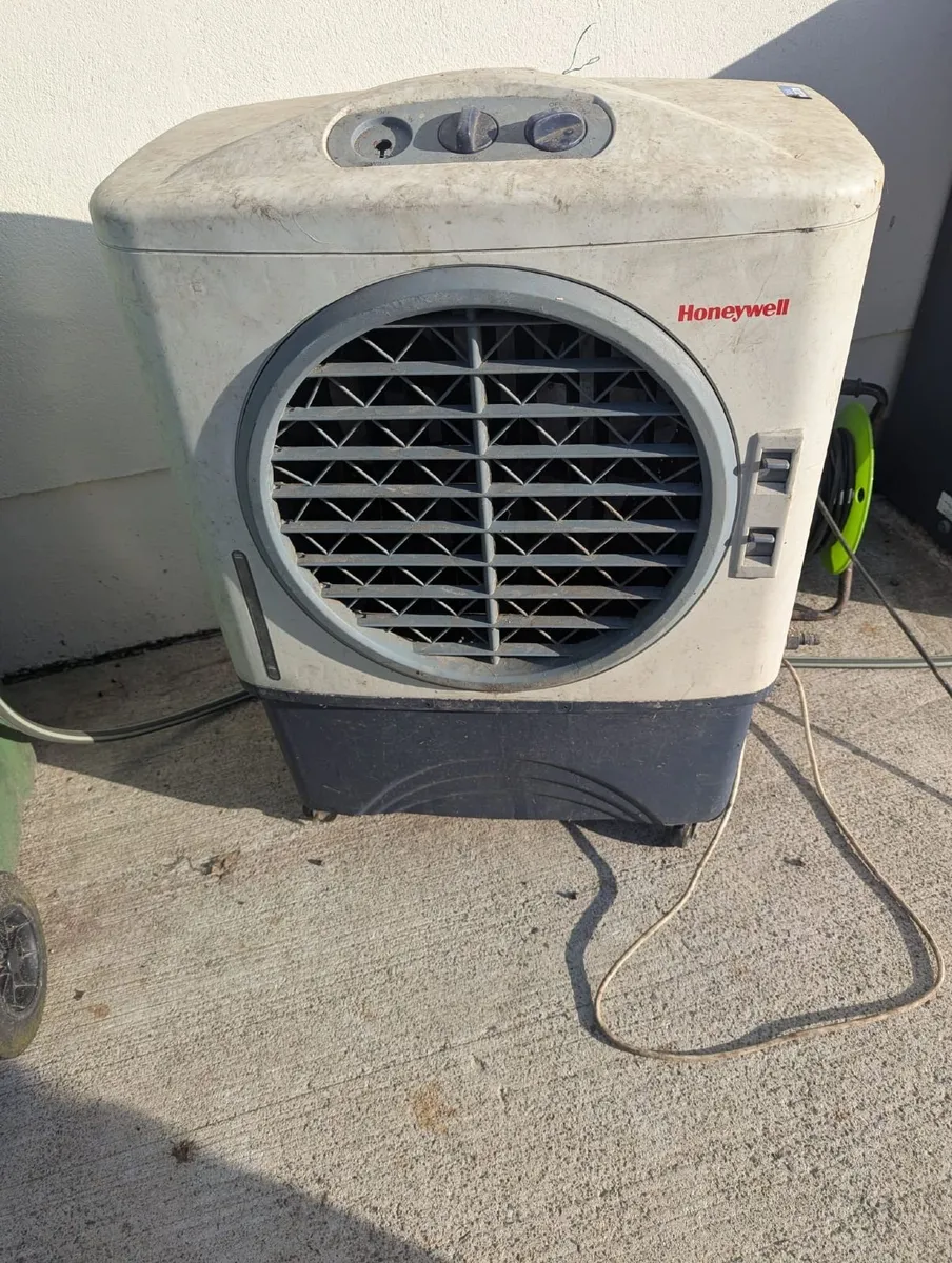 Honeywell evaporative air cooler