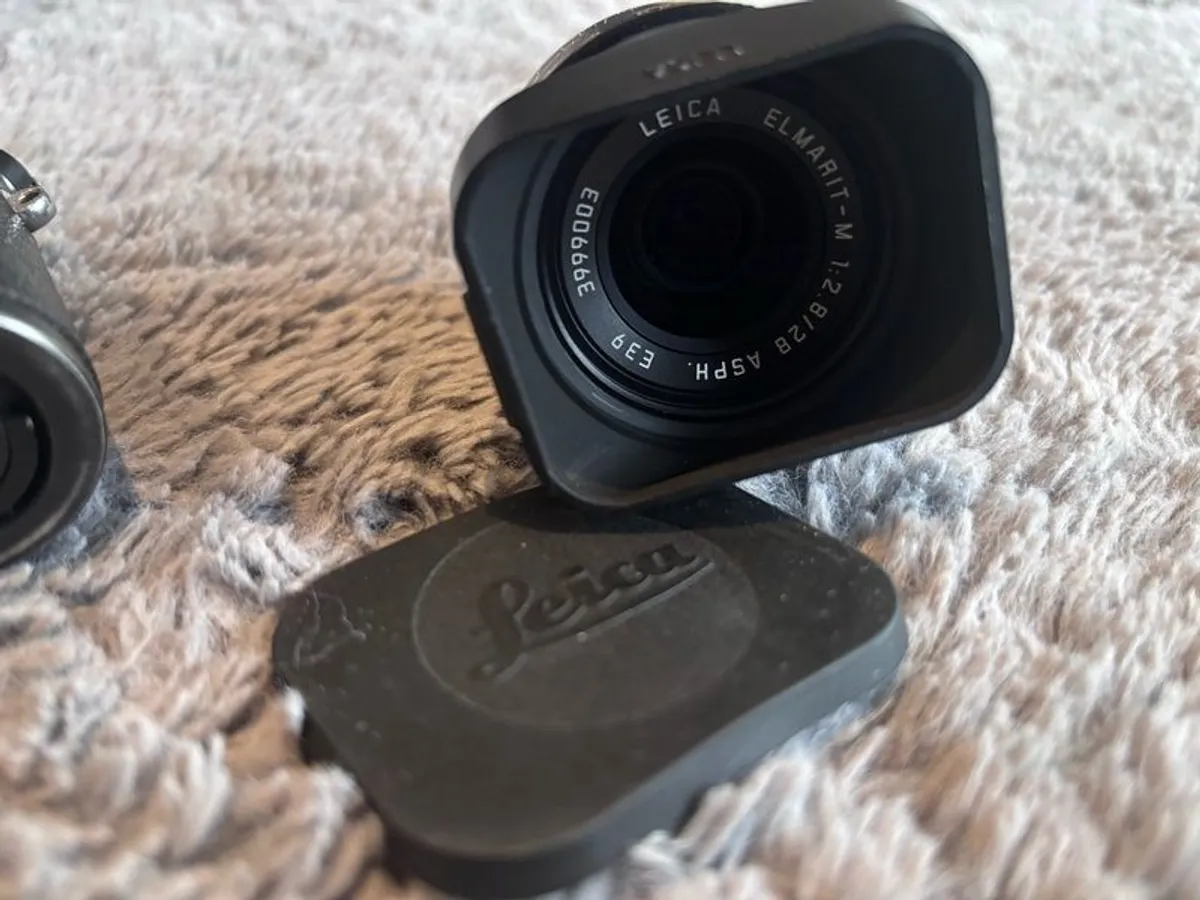 Leica M6 with Leica ELMARIT-M 28mm f/2.8 Lens - Image 2
