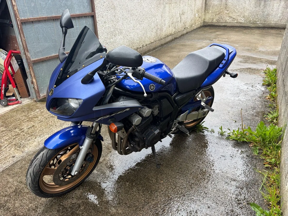 Yamaha Fazer 600 - Image 4