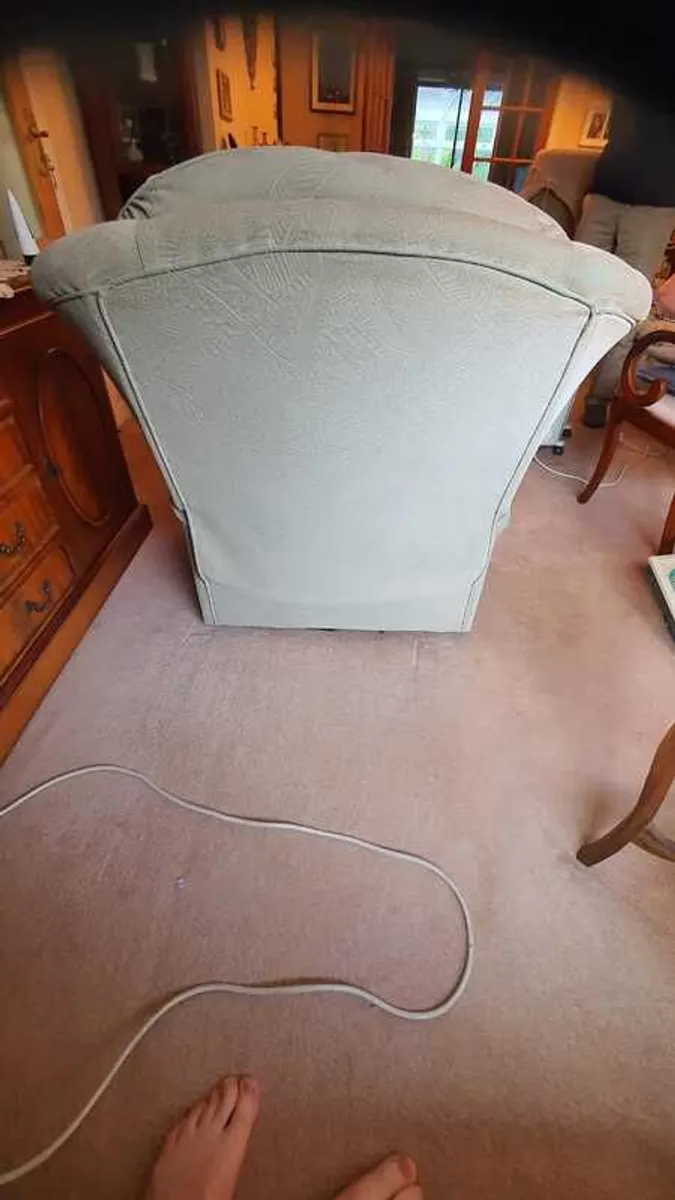 Free recliner chair - Image 2