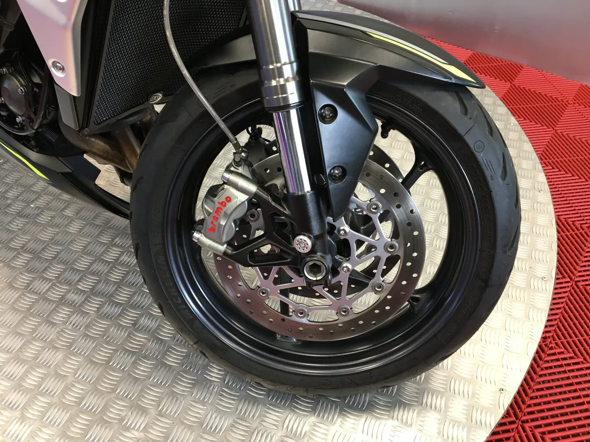 2023 Triumph Street Triple 765RS Finance Available - Image 3