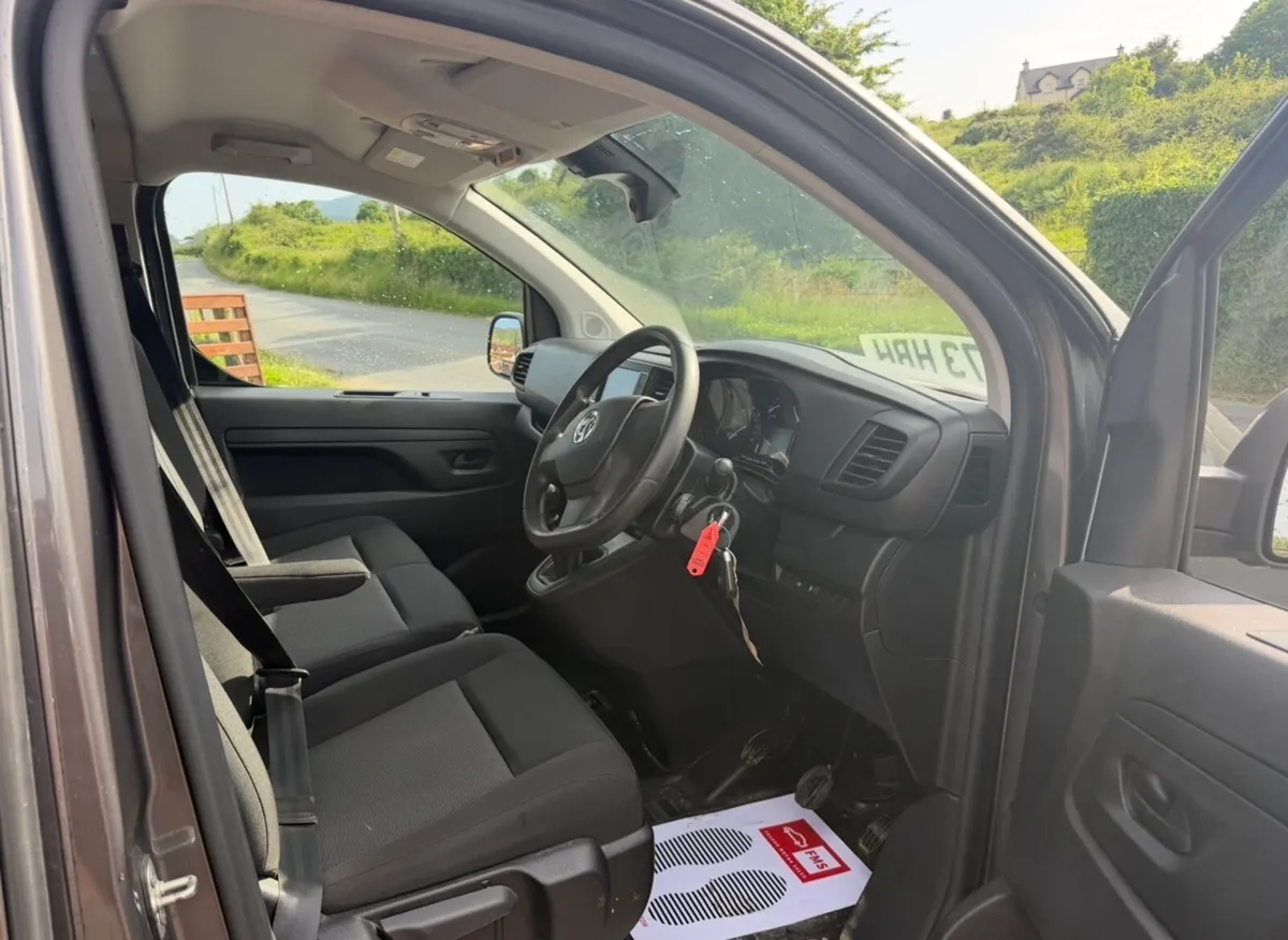 2023 Vauxhall Vivaro - Image 4