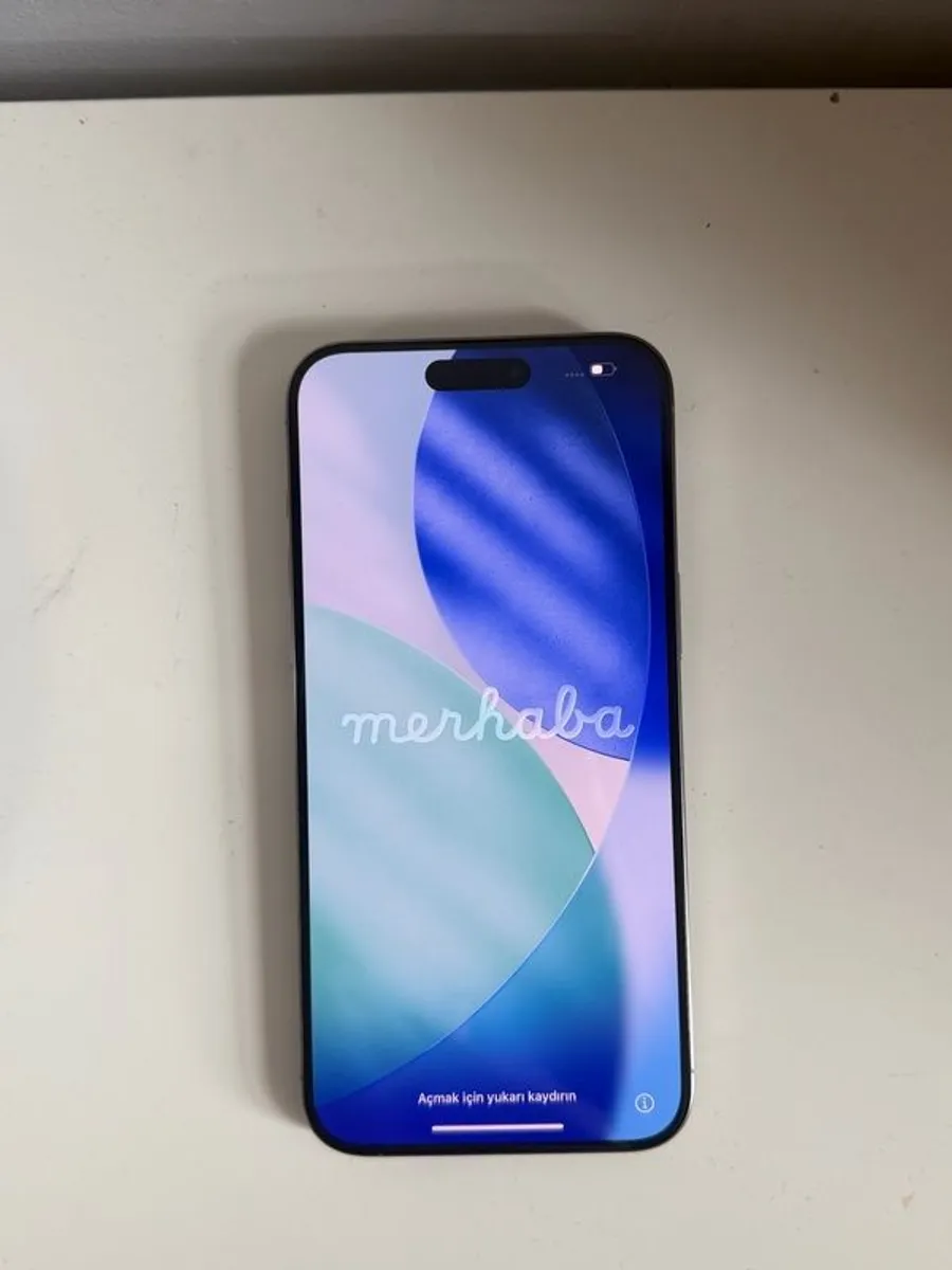 iphone - Image 1