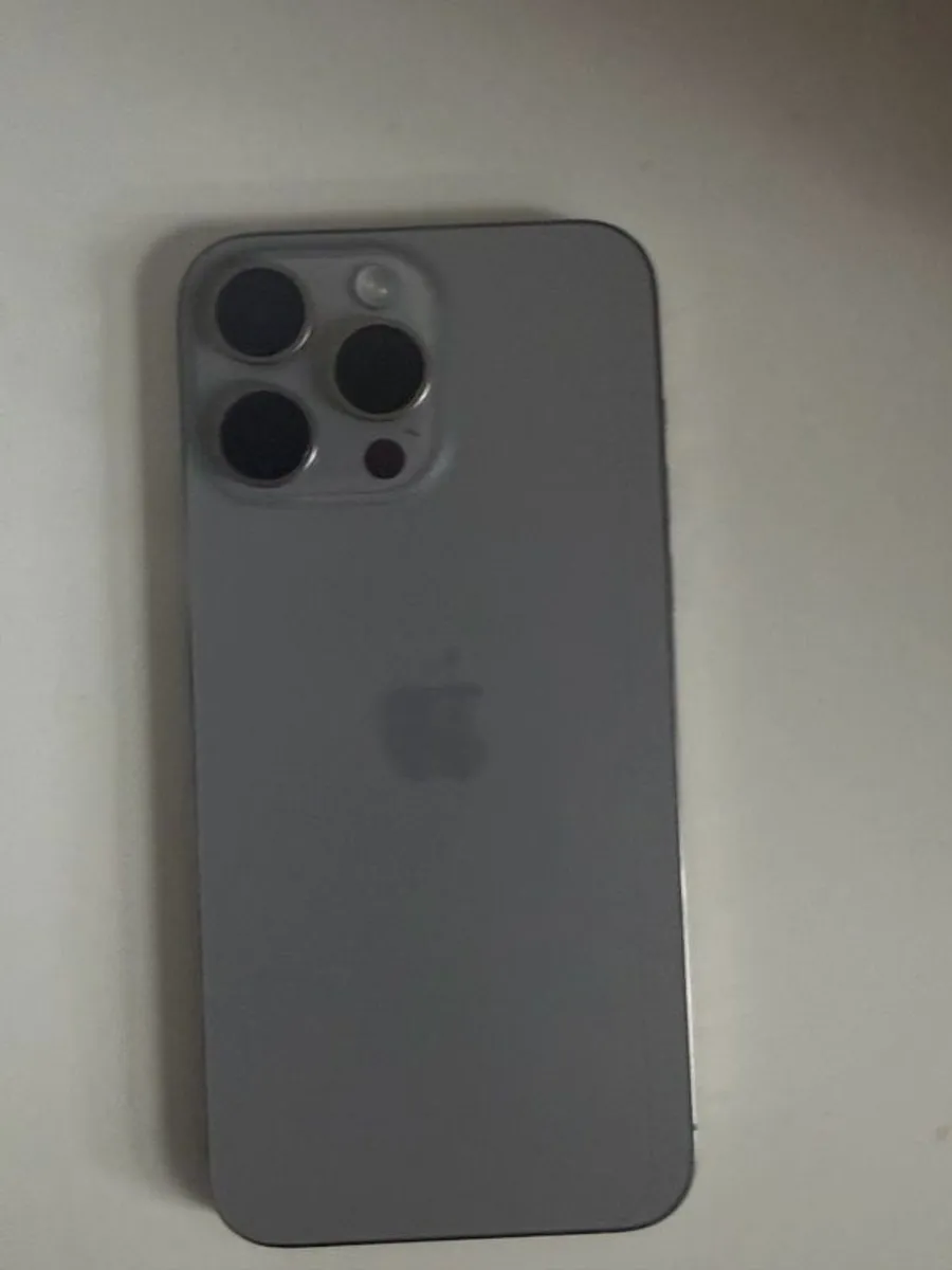 iphone - Image 2