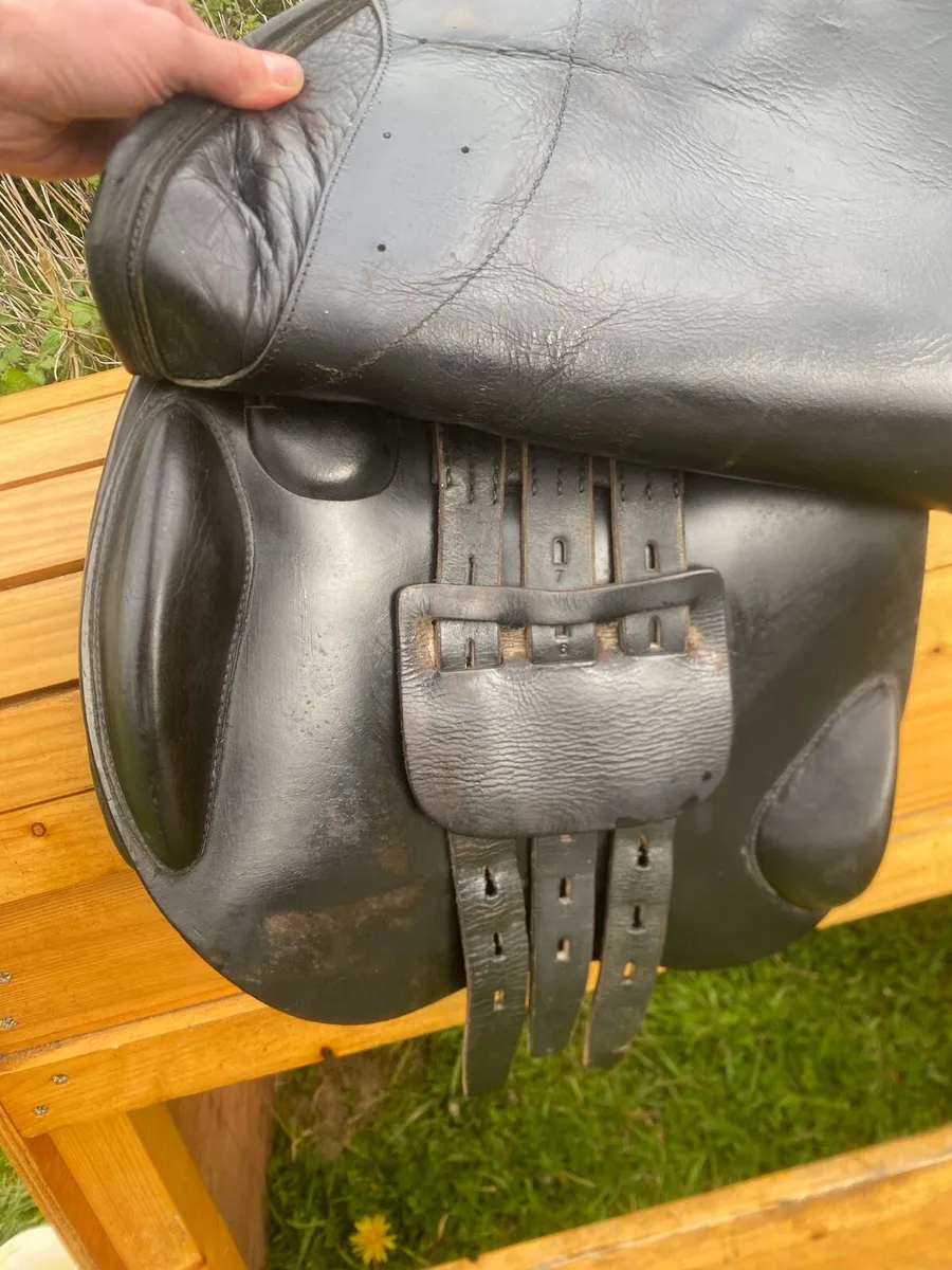 18” Salleria de Garda wide black Leather saddle - Image 3