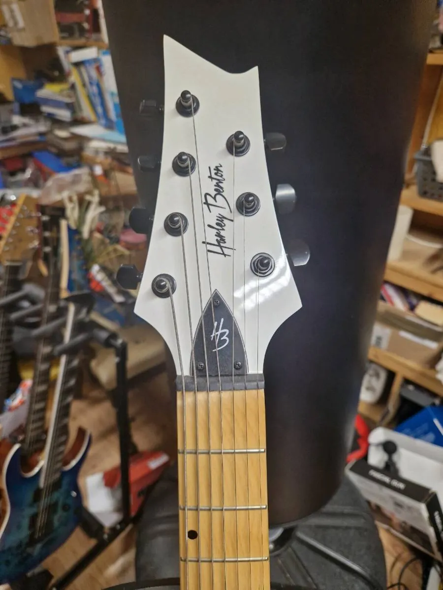 7 String Harley Benton Guitar - Image 3