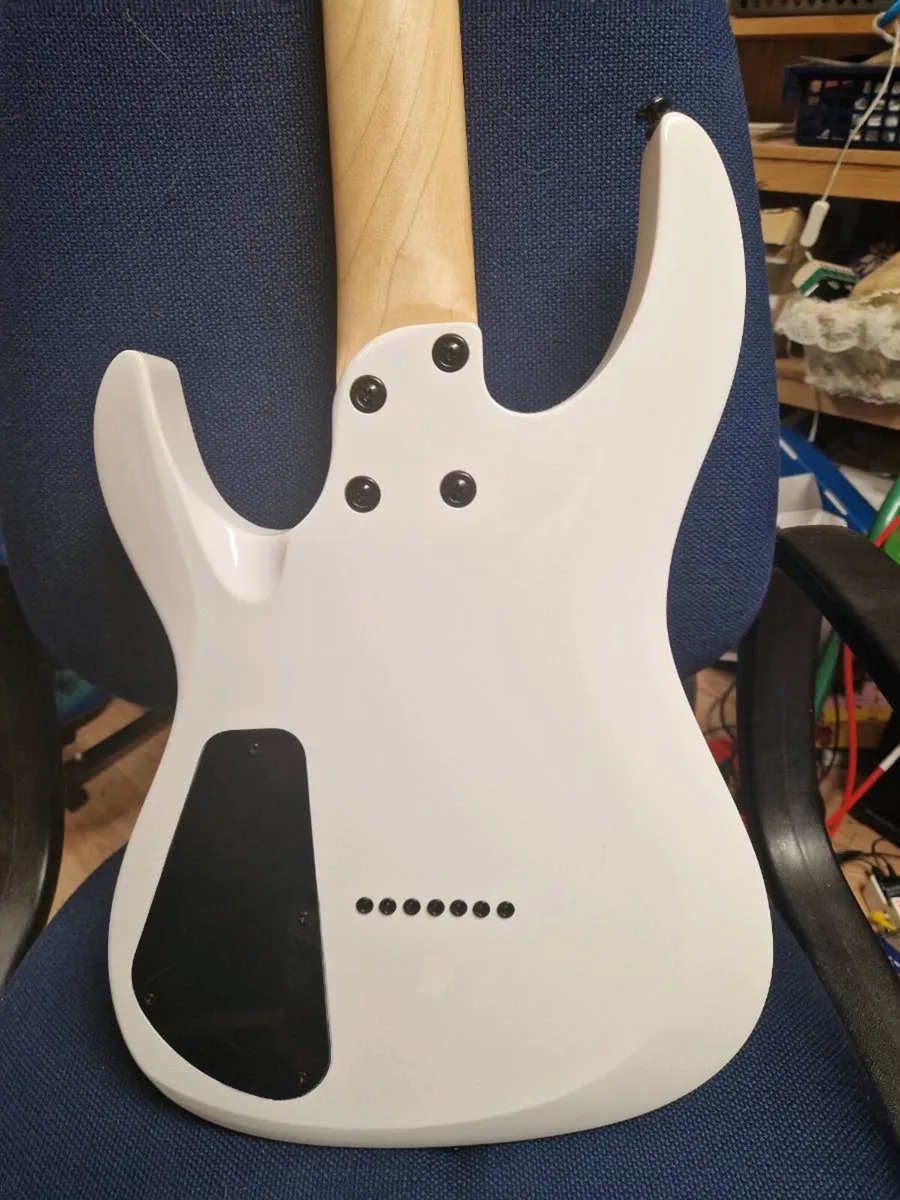 7 String Harley Benton Guitar - Image 4