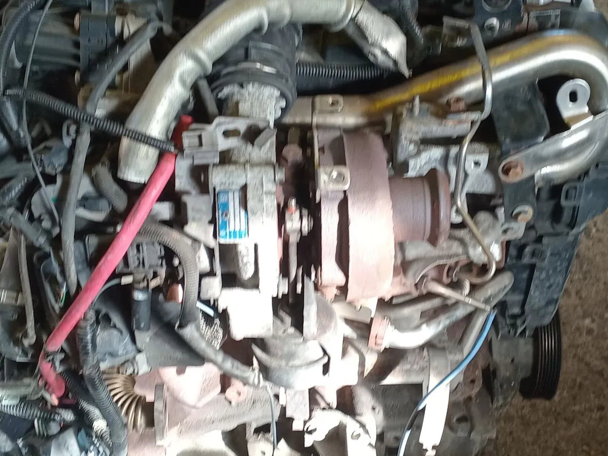 2014 Renault Megan  engine - Image 3