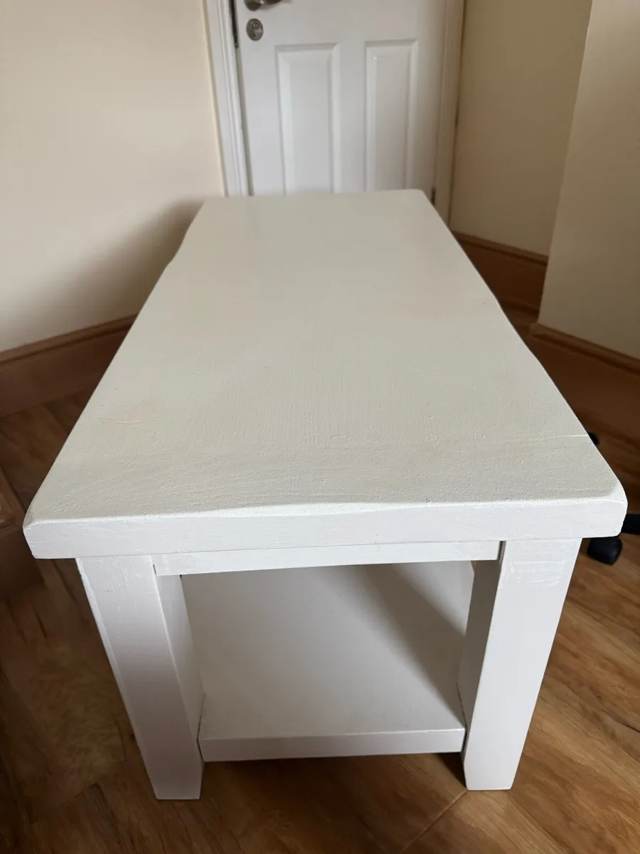 TV table - Image 1