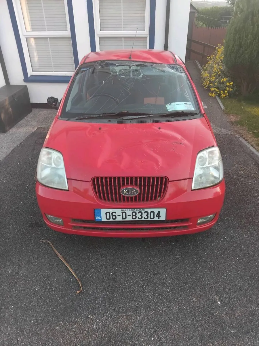 Kia for scrap - Image 2