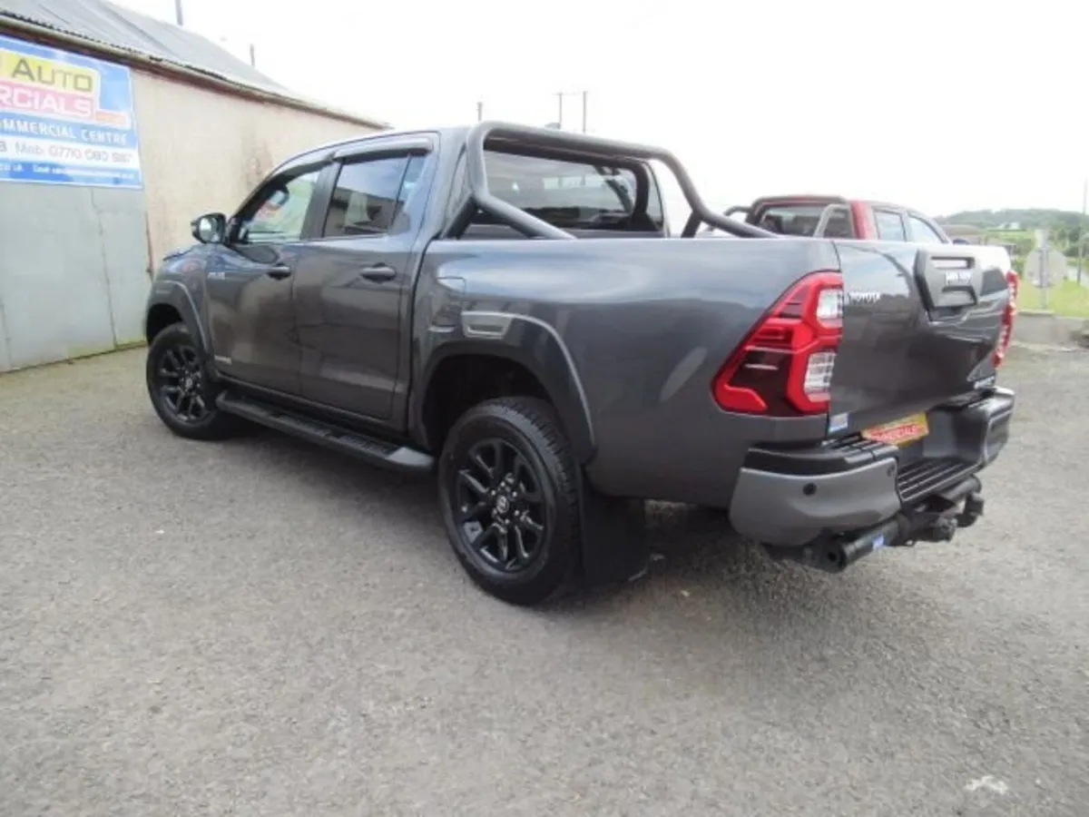 HI-LUX 2.8 D-4D Invincible X Pickup  205BHP - Image 2