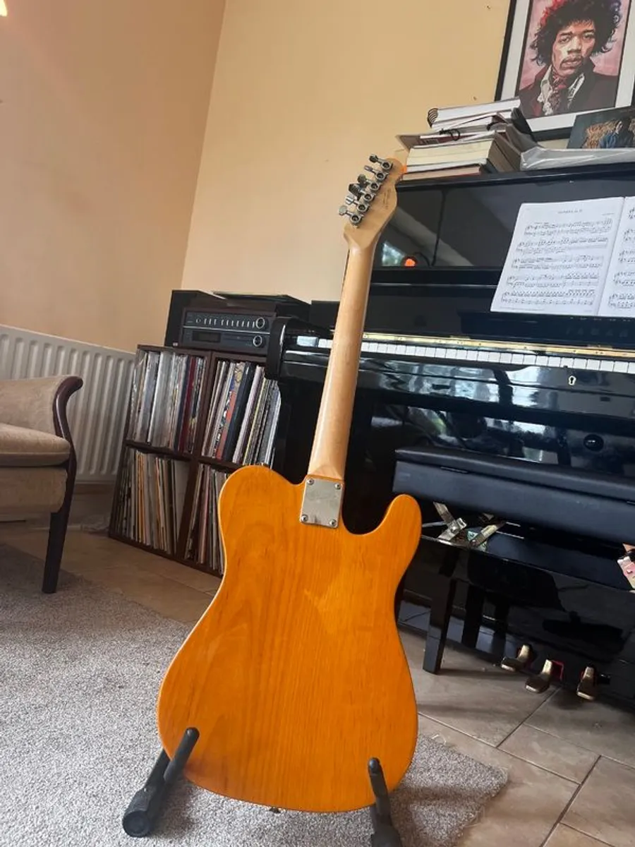 Left Handed Squire Telecaster 2011 - Image 2