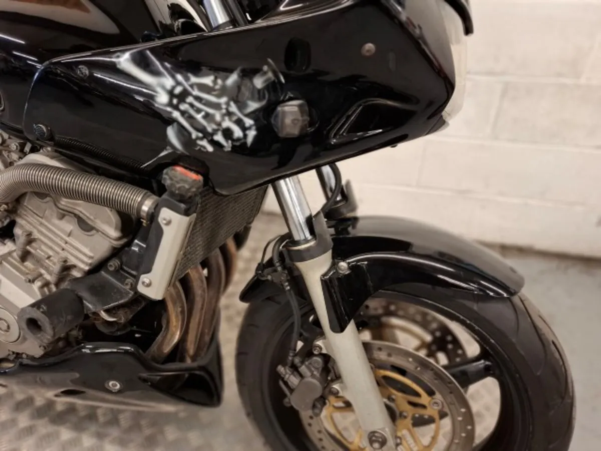 Honda Hornet 600 2002 - Image 3