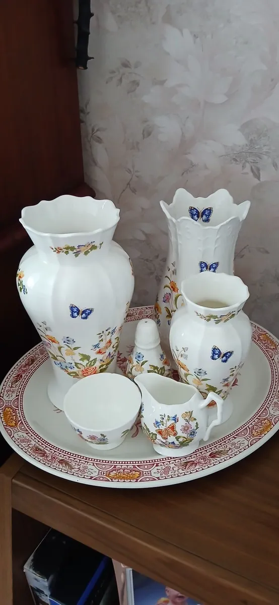 Aynsley china - Image 1