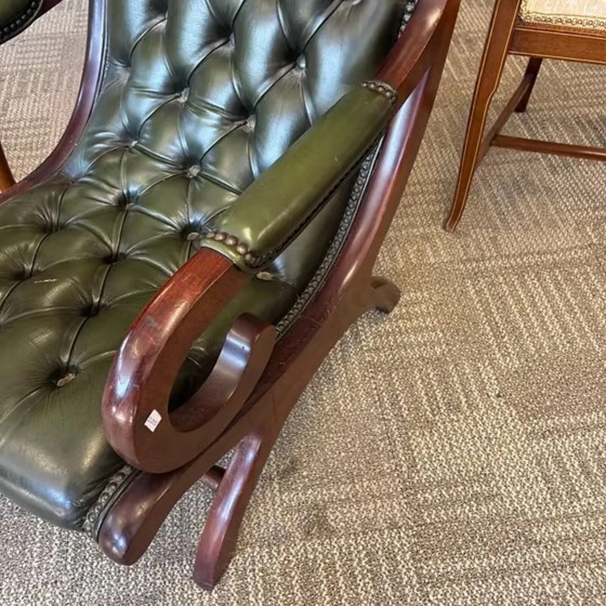 Fabulous green leather buttoned back slipper chair - Image 2