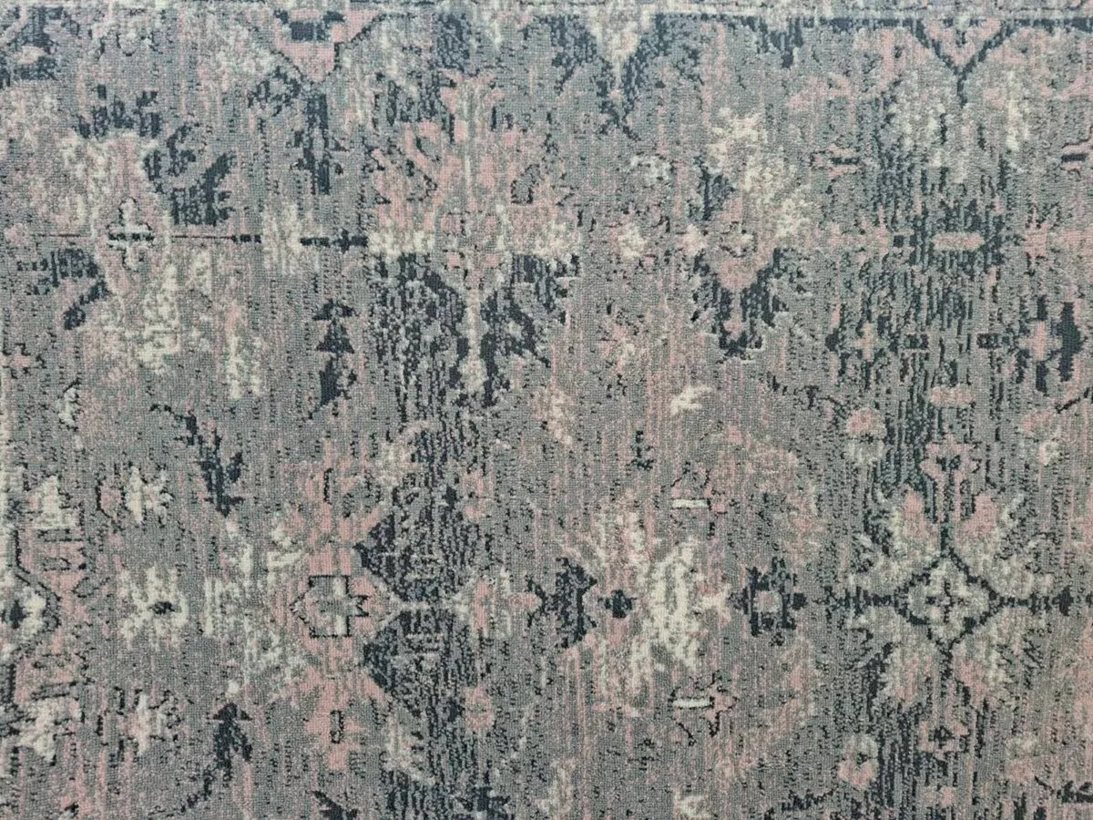 Very large rug - Image 1