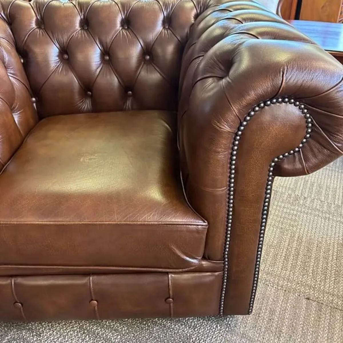 Clubman roll back Chesterfield leather arm chair - Image 2