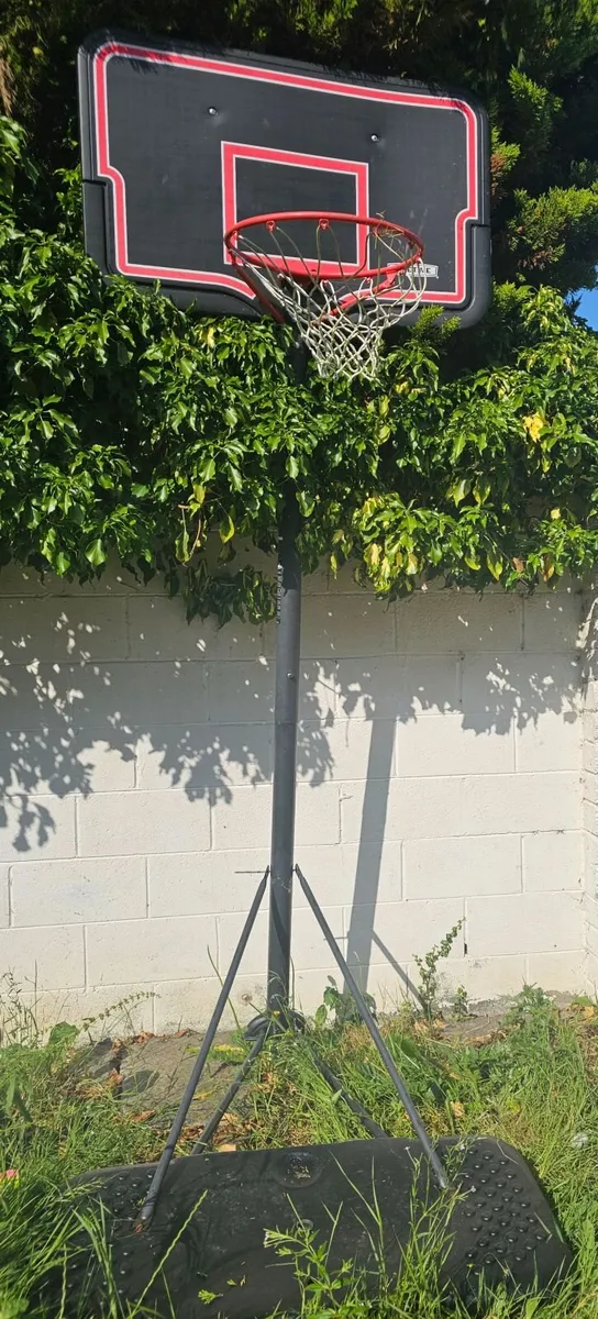 Basketball Hoop - Image 4