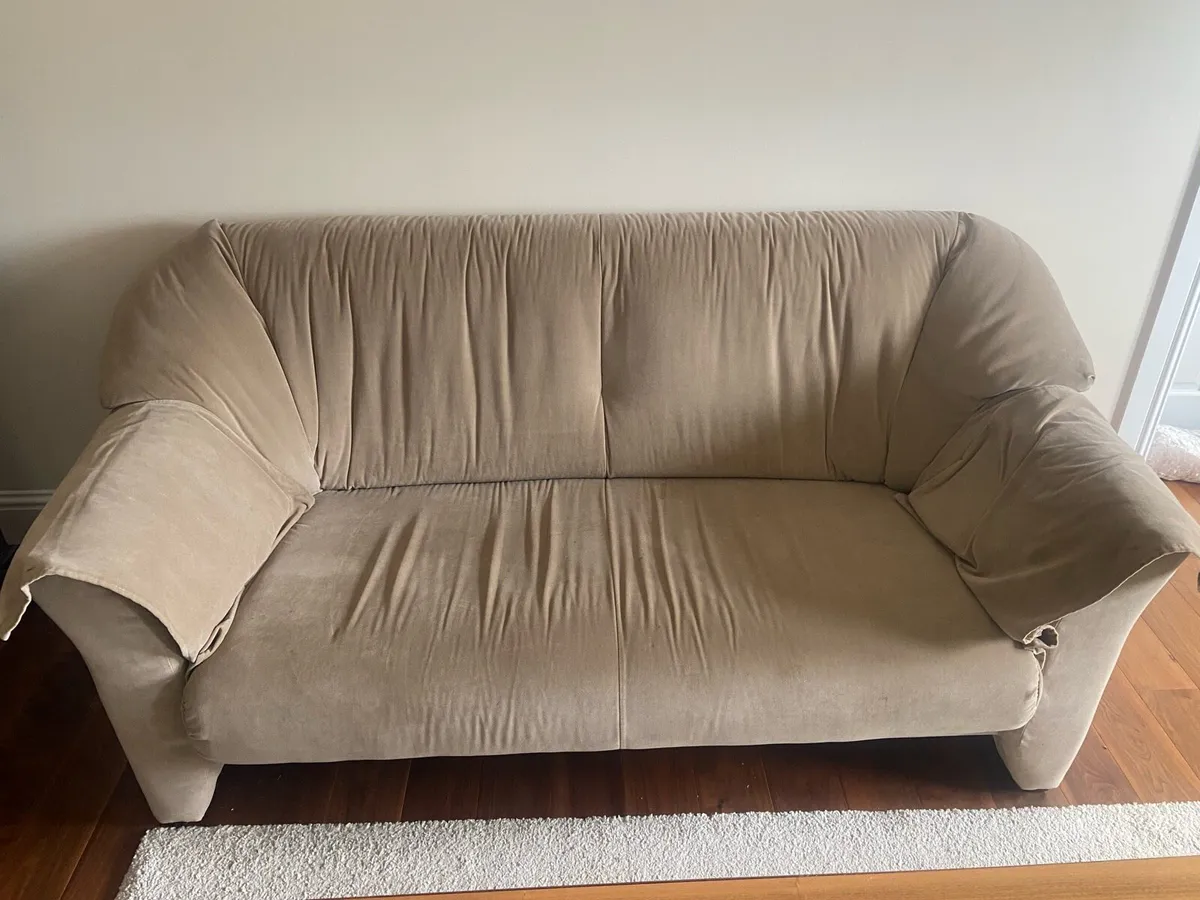Couches/ Sofas - Image 2