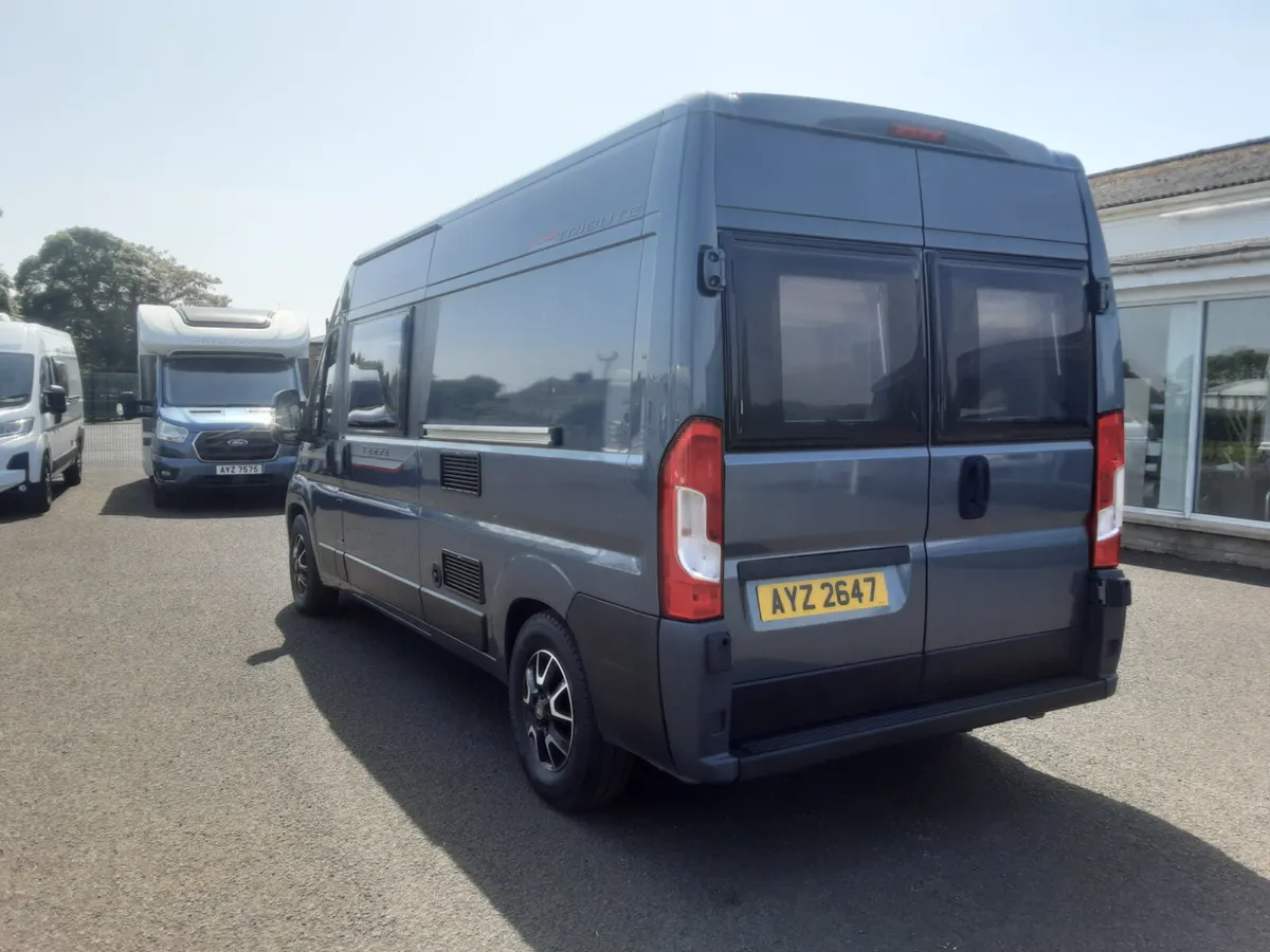 Auto Trail T669 automatic 2020 4 berth campervan - Image 3