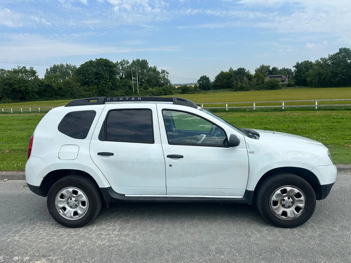 Dacia Duster 2016 TAX/DOE 01/27 - Image 3