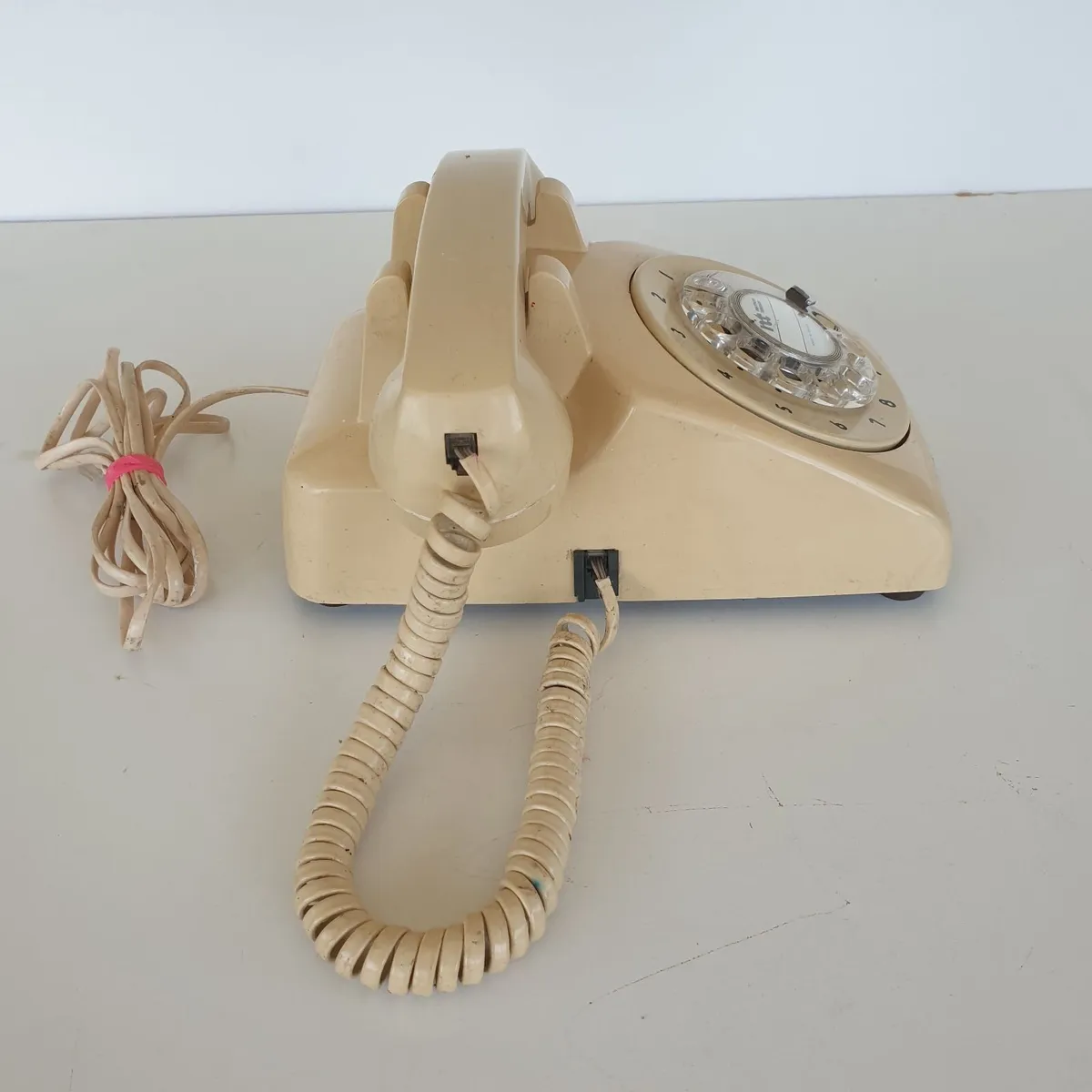 Rotary telephone 1970/80s cream working - Image 4