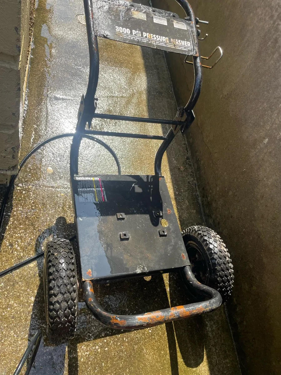 Power washer frame new tyres - Image 3